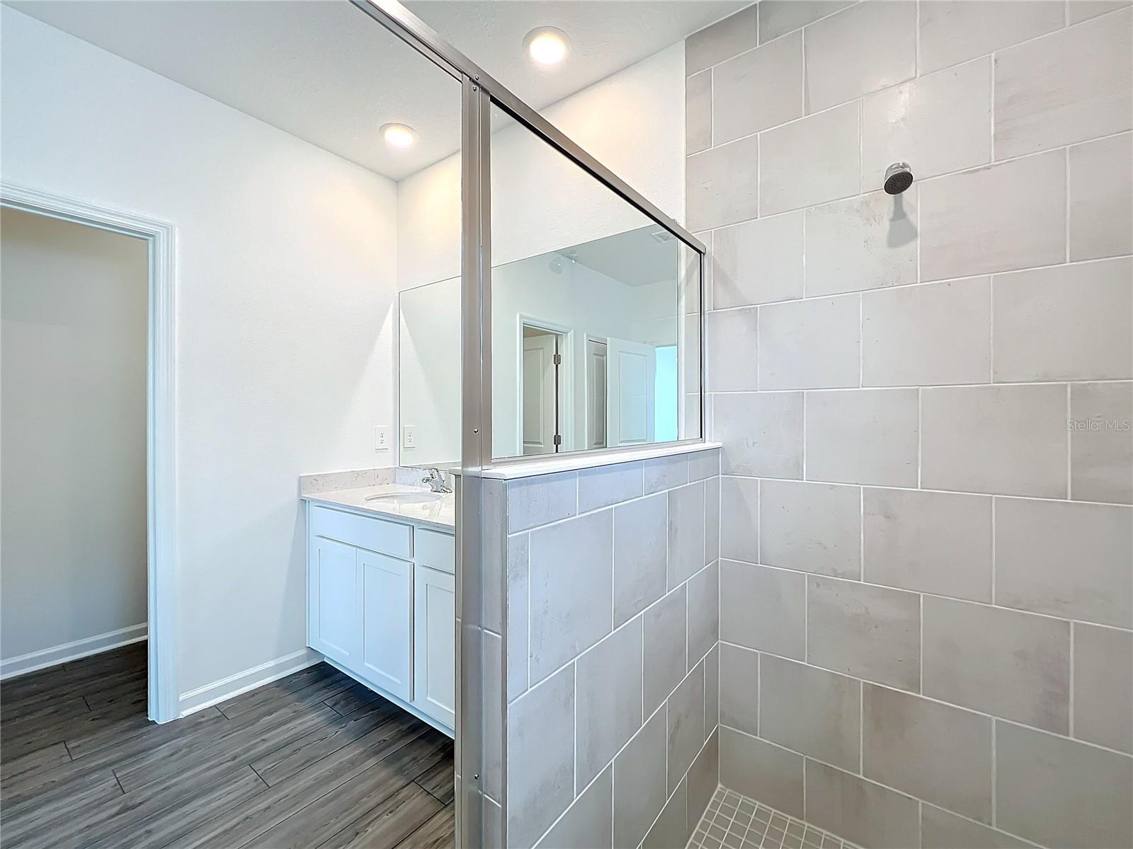 Image 38 of 83 For 4726 83rd Loop