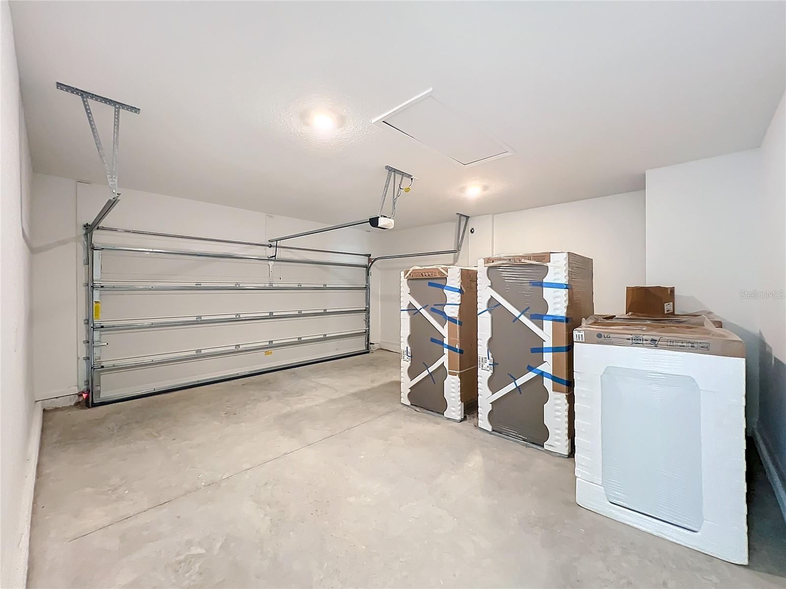 Image 39 of 83 For 4726 83rd Loop