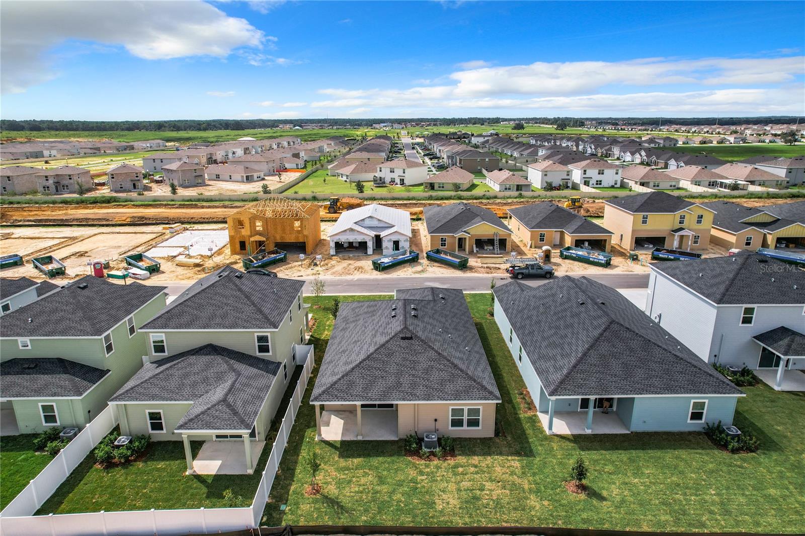 Image 4 of 83 For 4726 83rd Loop