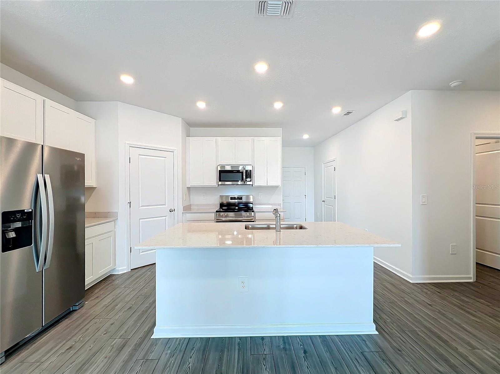 Image 44 of 83 For 4726 83rd Loop