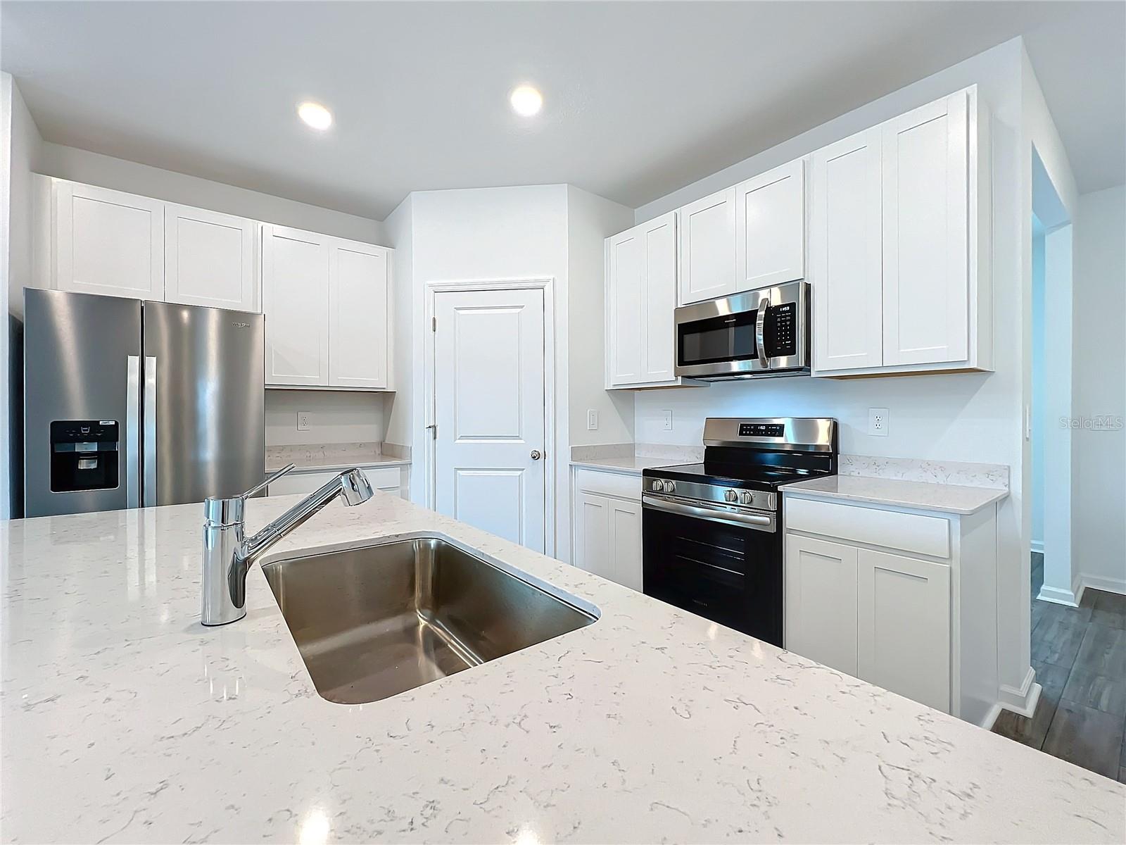 Image 46 of 83 For 4726 83rd Loop