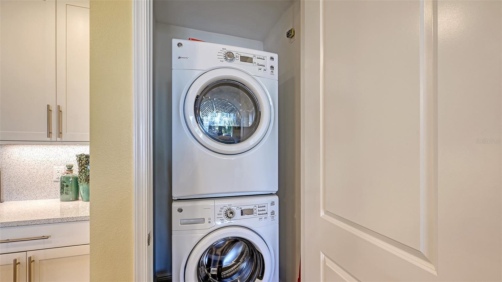 Image 31 of 87 For 388 Aruba Circle 201