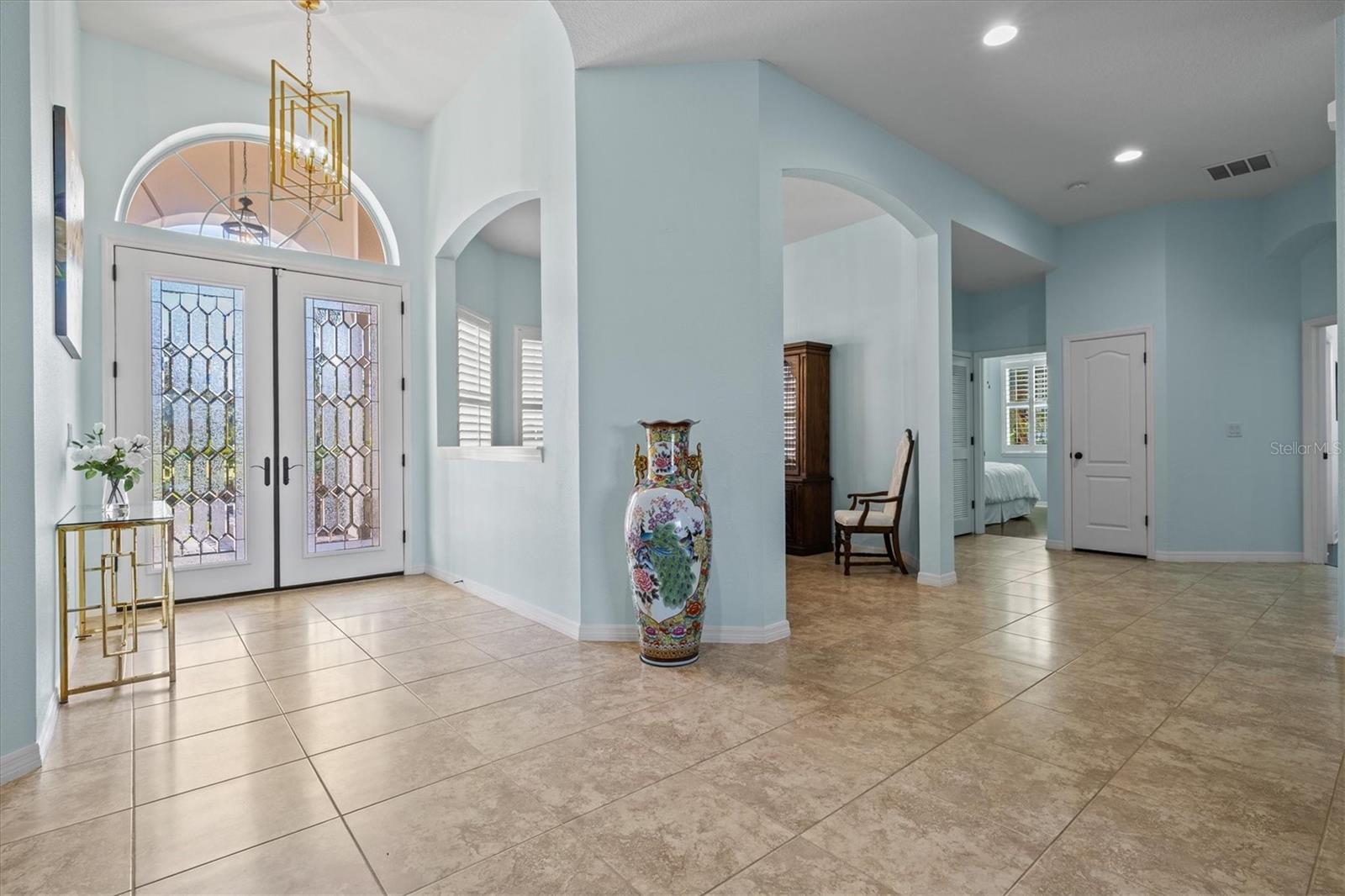 Image 12 of 75 For 210 166th Street Ne