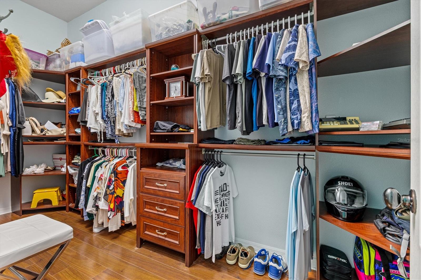 Image 41 of 75 For 210 166th Street Ne