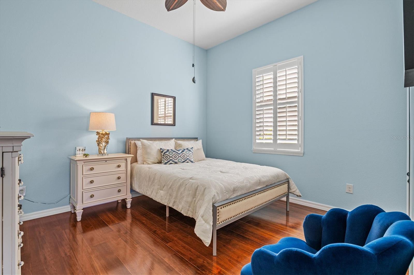 Image 52 of 75 For 210 166th Street Ne