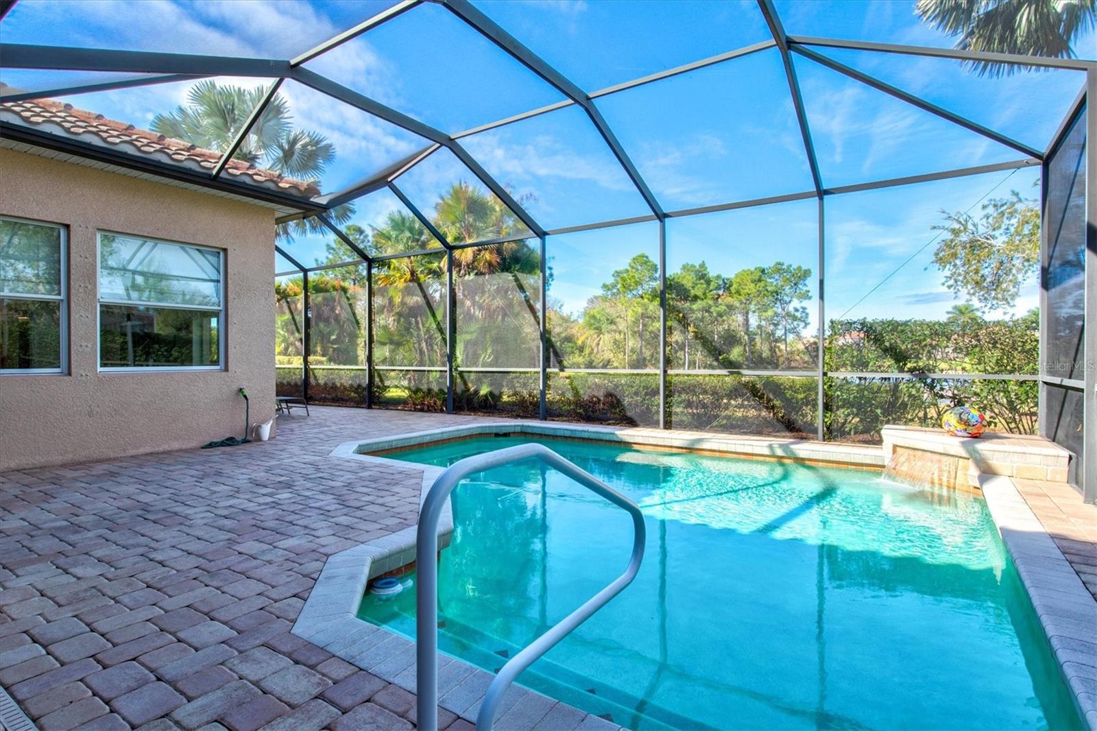 Image 60 of 75 For 210 166th Street Ne