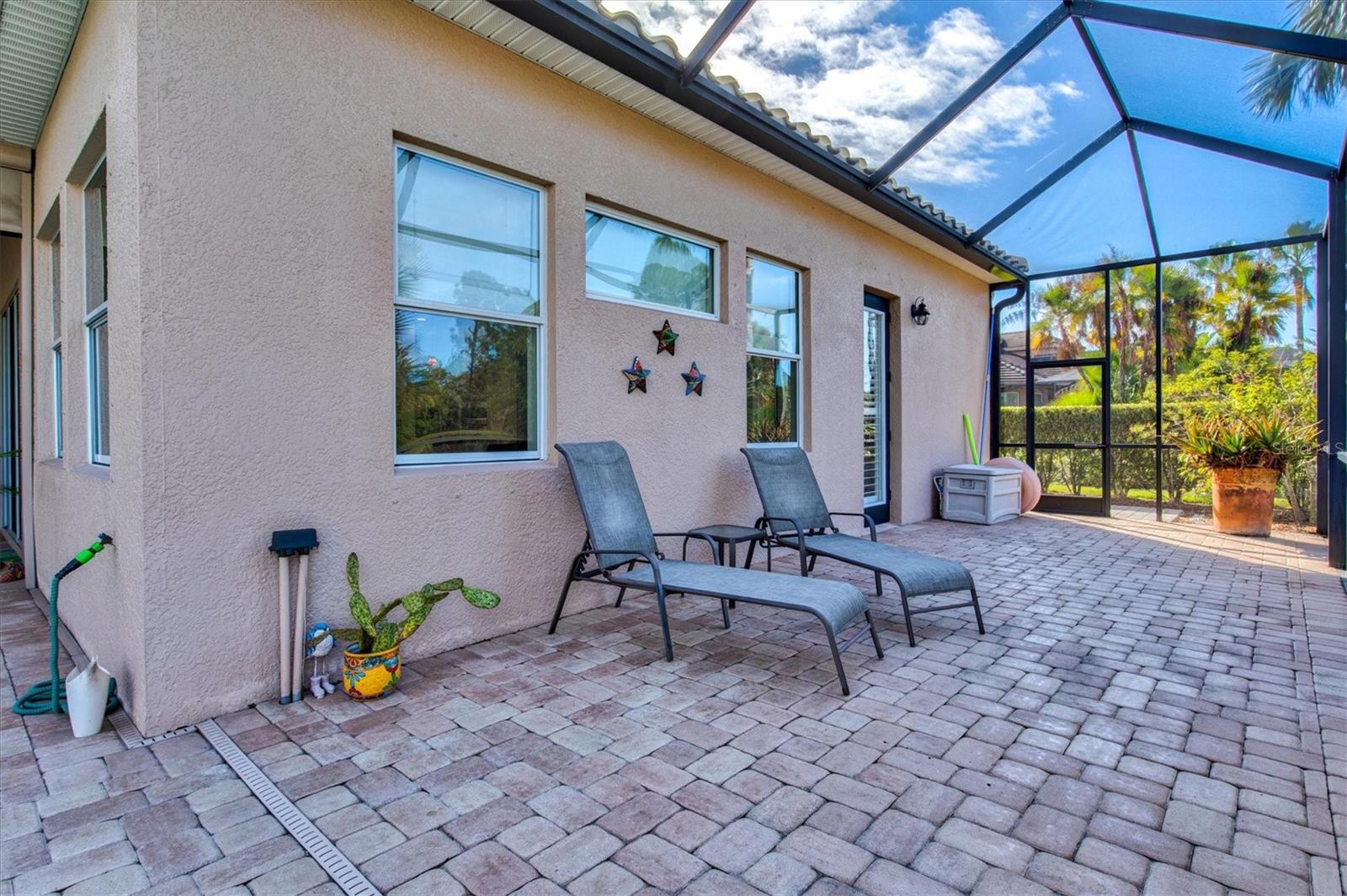 Image 63 of 75 For 210 166th Street Ne