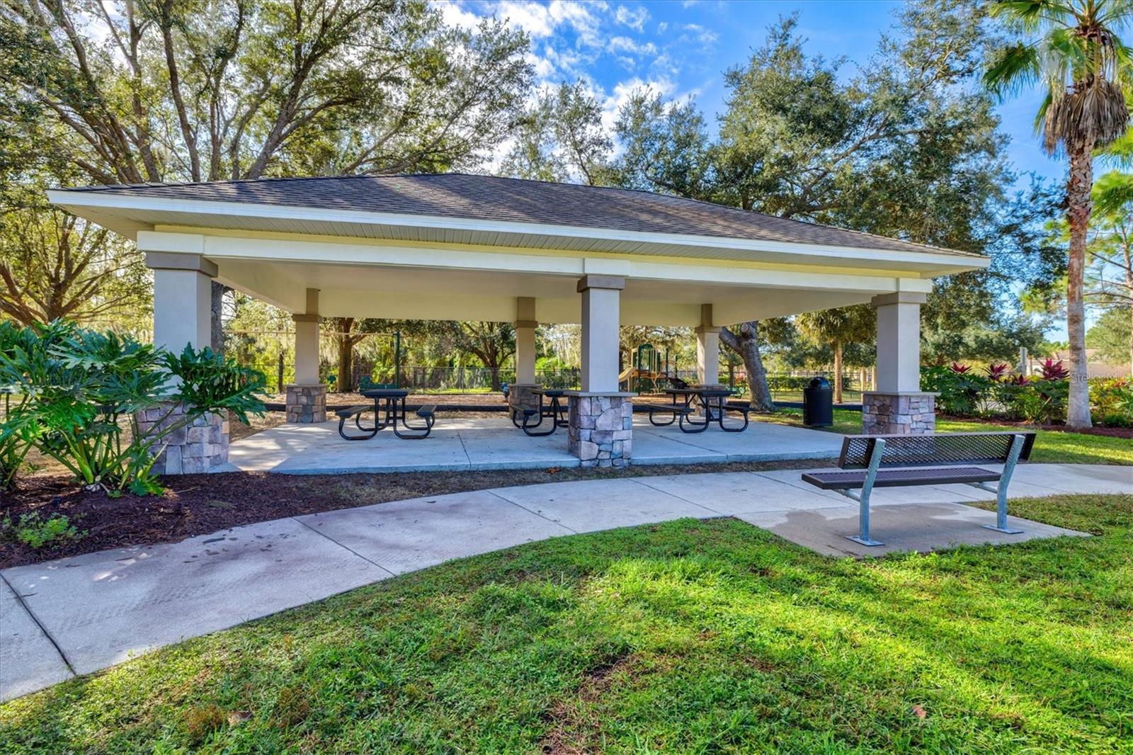 Image 66 of 75 For 210 166th Street Ne