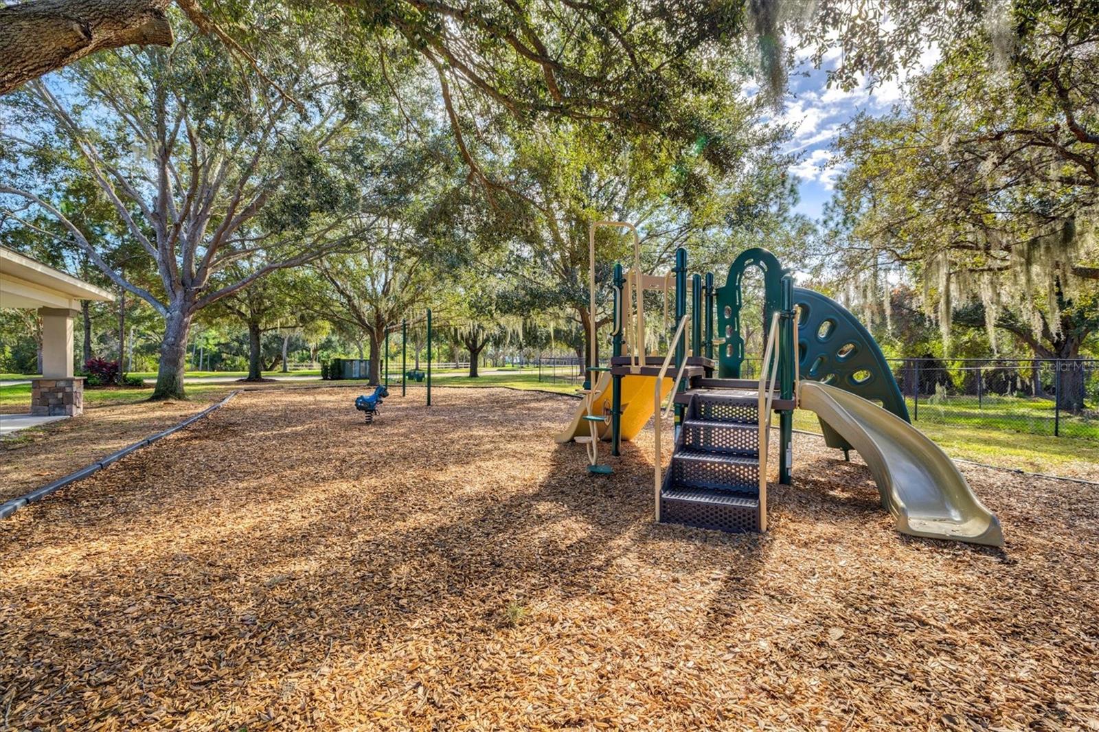 Image 72 of 75 For 210 166th Street Ne