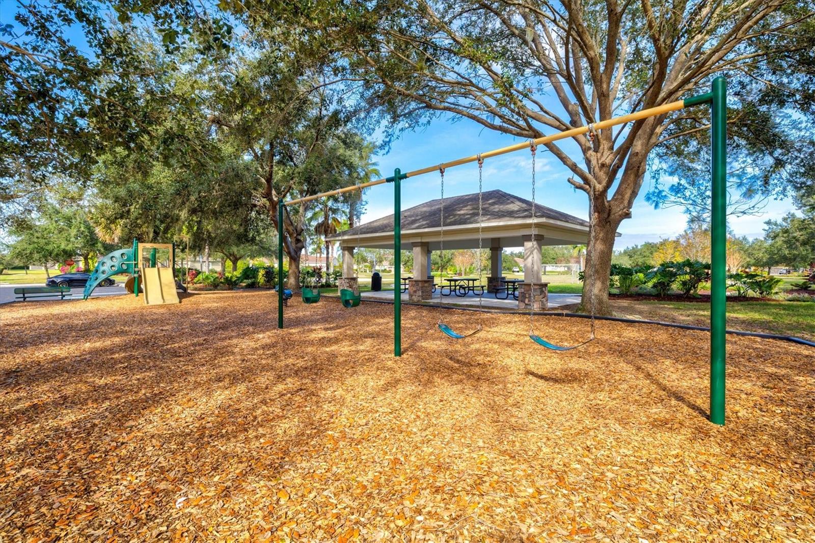 Image 73 of 75 For 210 166th Street Ne