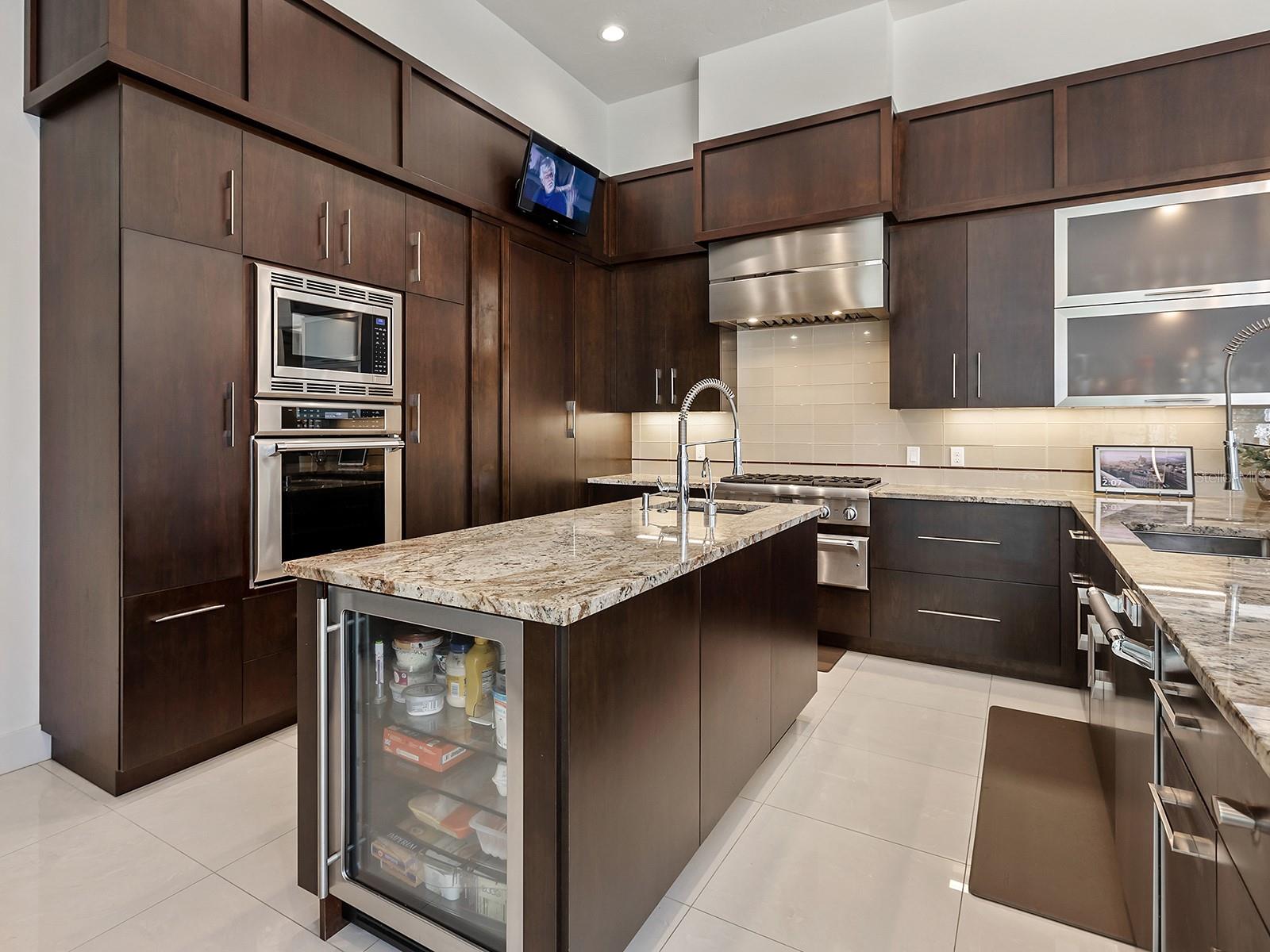 Image 21 of 92 For 16206 Baycross Drive