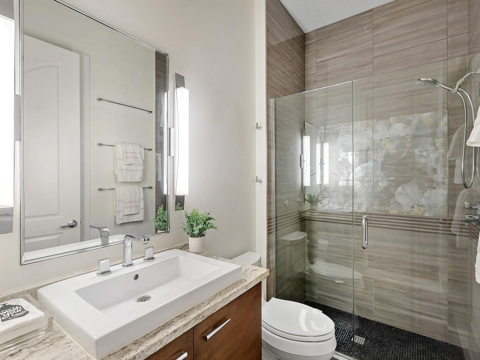 Image 43 of 92 For 16206 Baycross Drive