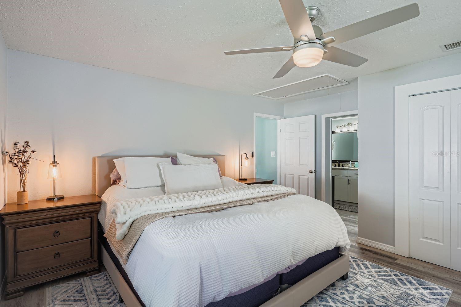 Image 14 of 28 For 4311 2nd Avenue E