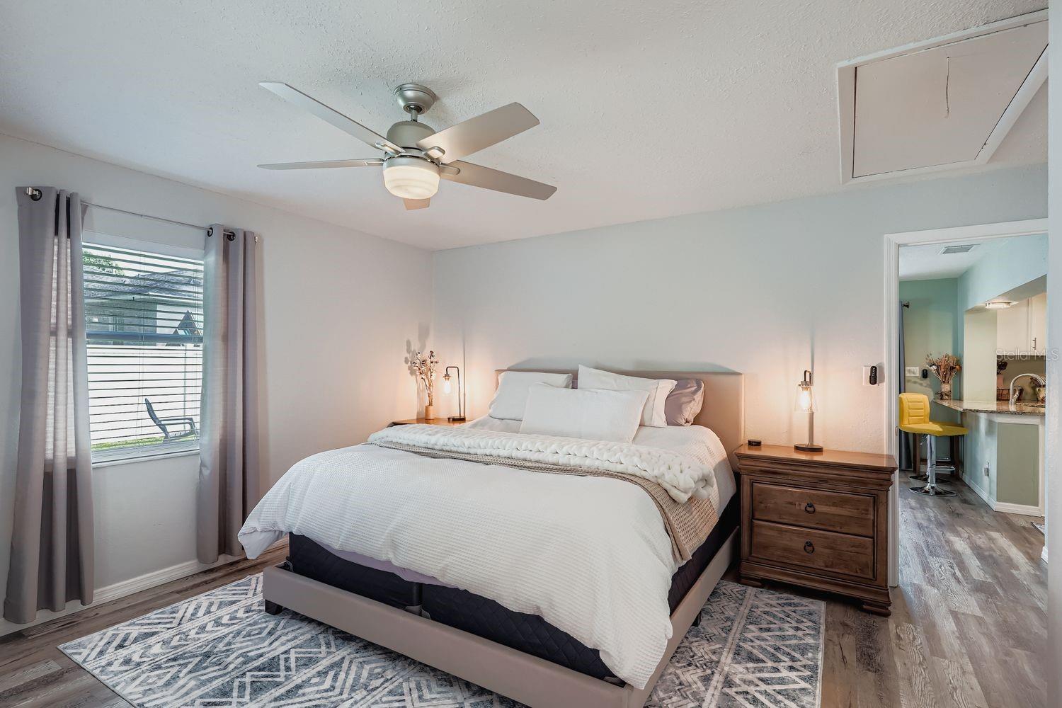 Image 15 of 28 For 4311 2nd Avenue E