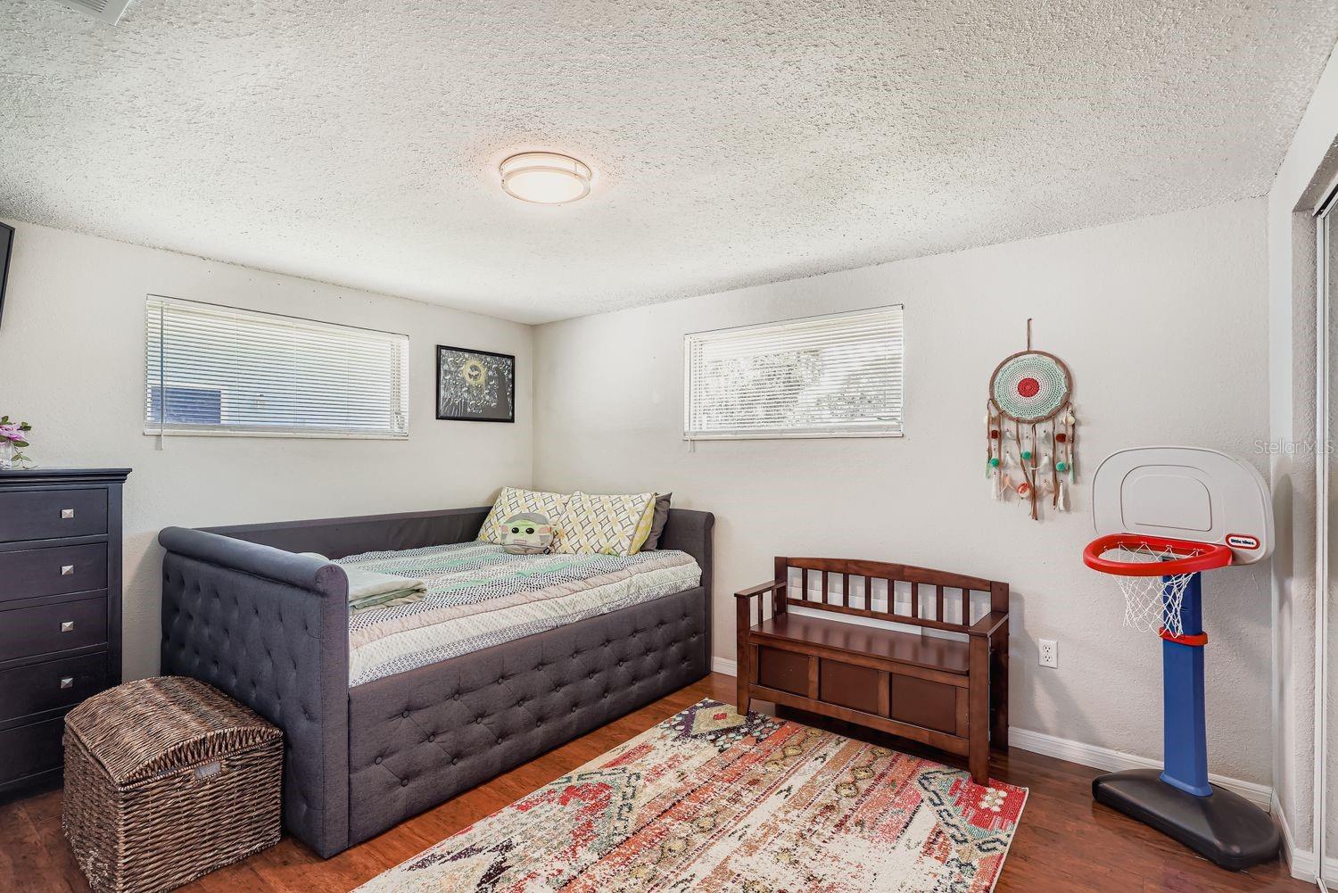 Image 18 of 28 For 4311 2nd Avenue E