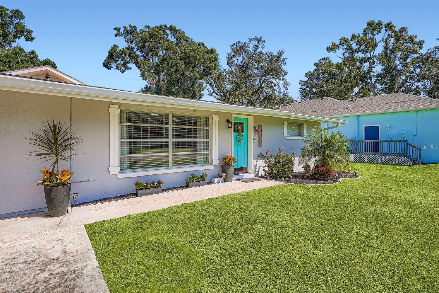 Image 3 of 28 For 4311 2nd Avenue E