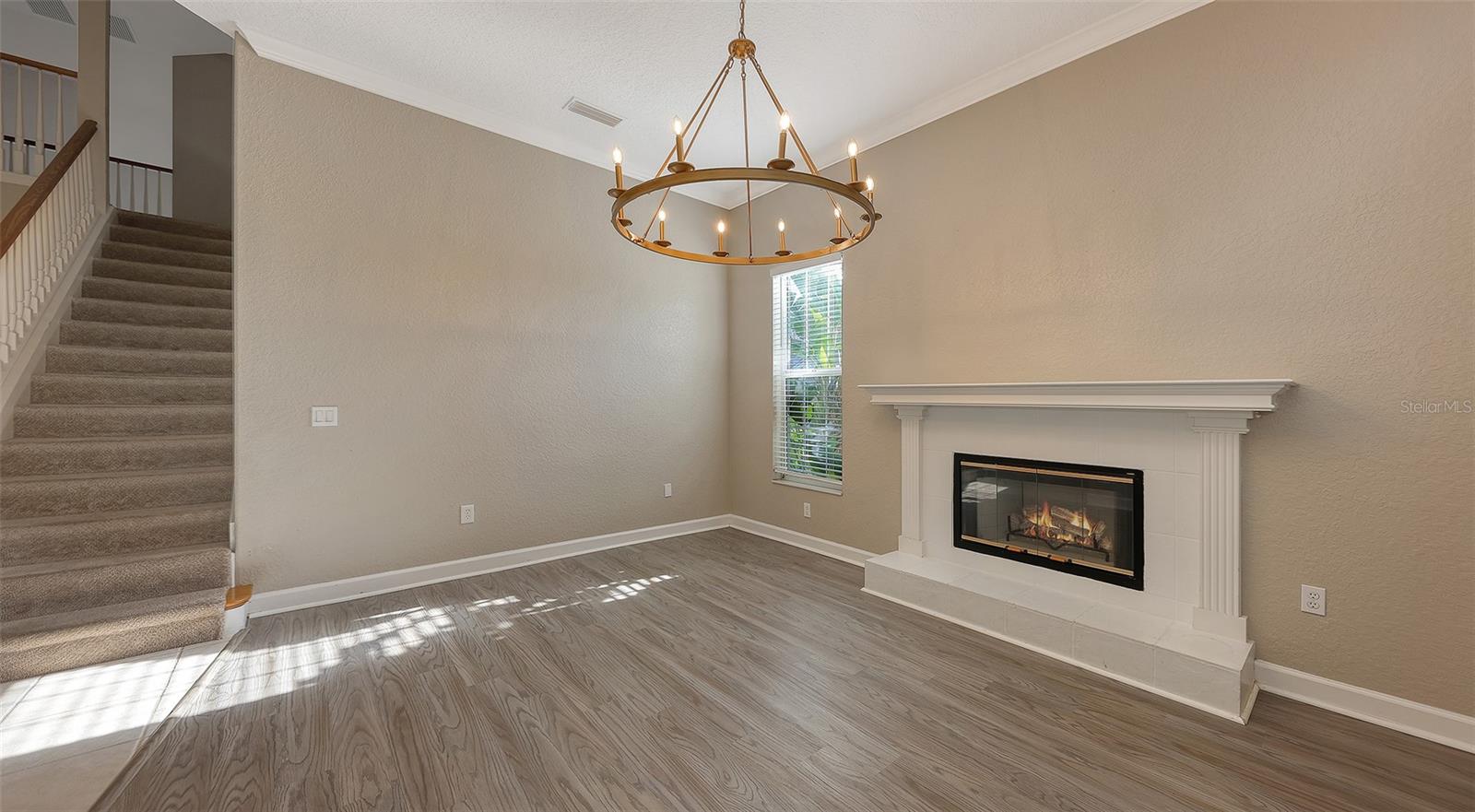 Image 11 of 62 For 2493 Sonoma Drive