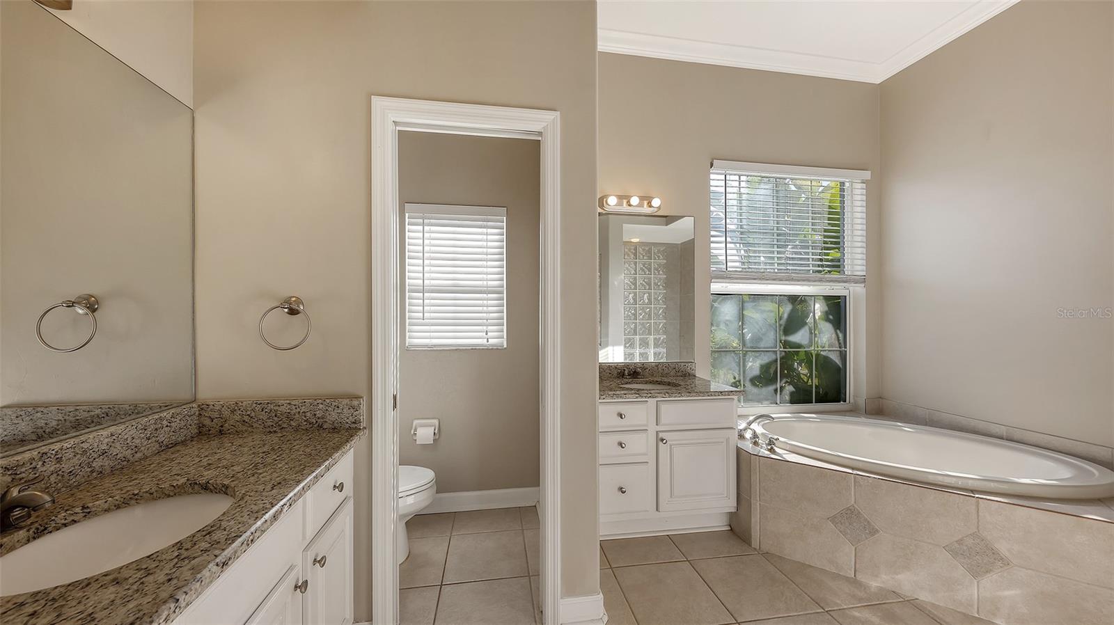 Image 28 of 62 For 2493 Sonoma Drive