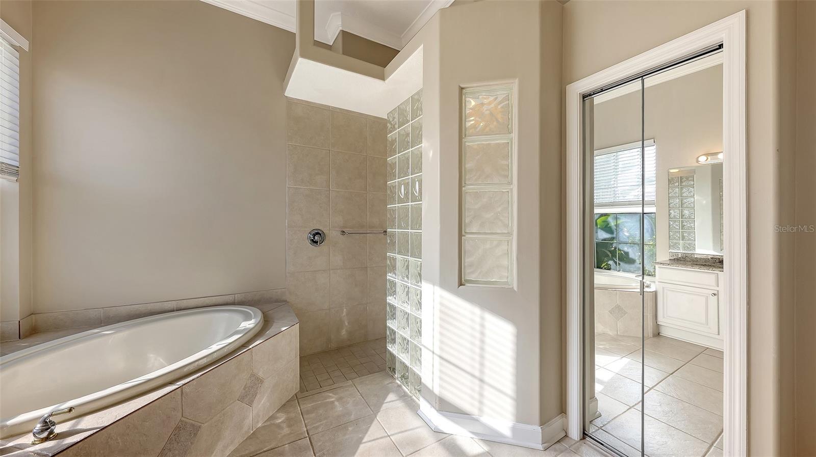 Image 29 of 62 For 2493 Sonoma Drive