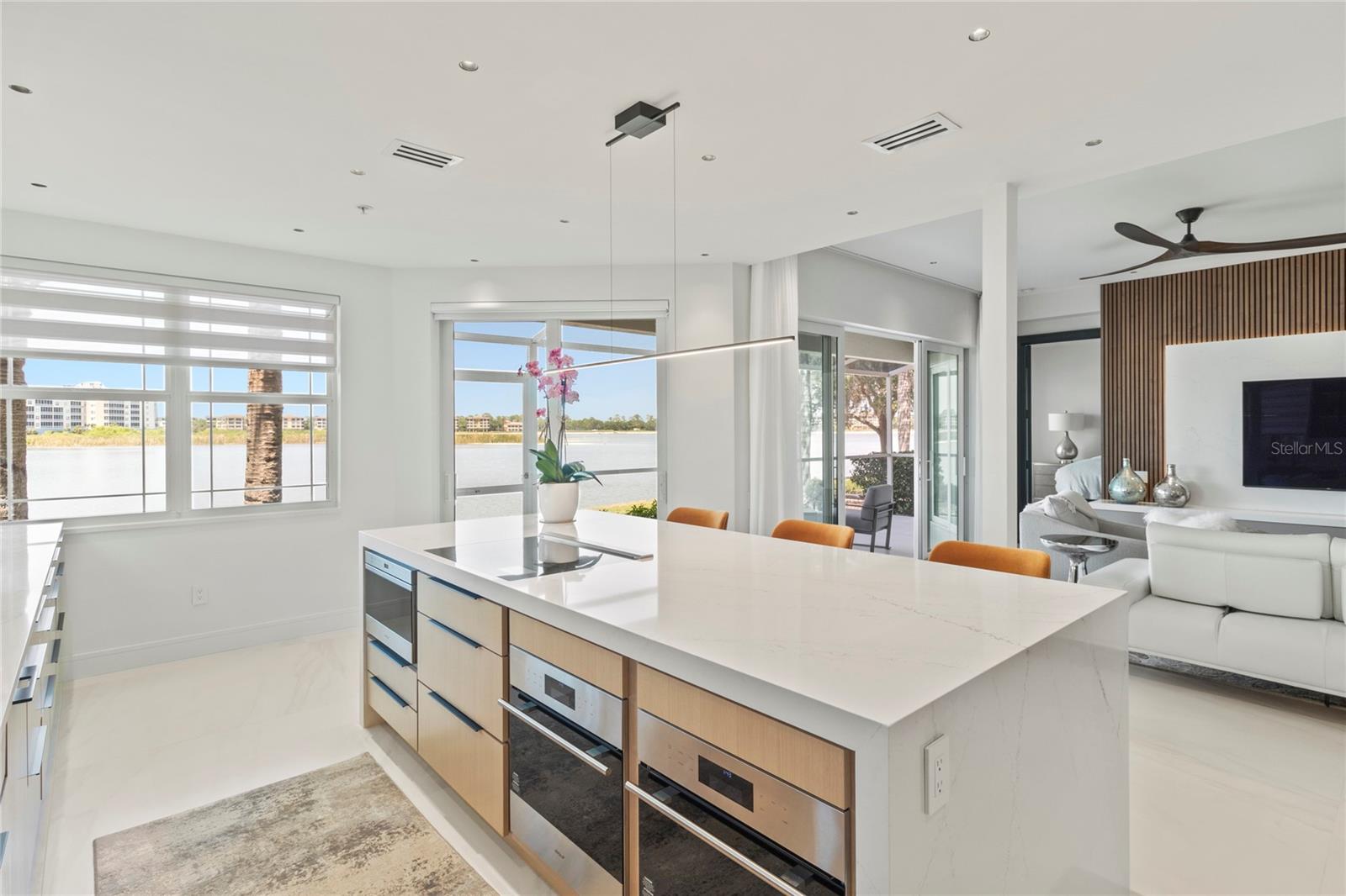 Image 11 of 42 For 6427 Moorings Point Circle 101