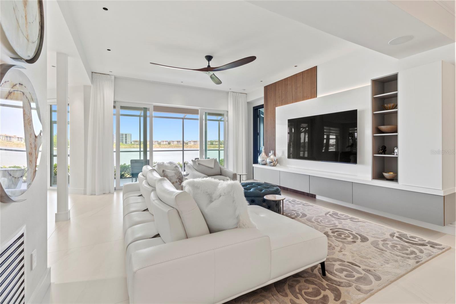 Image 12 of 42 For 6427 Moorings Point Circle 101