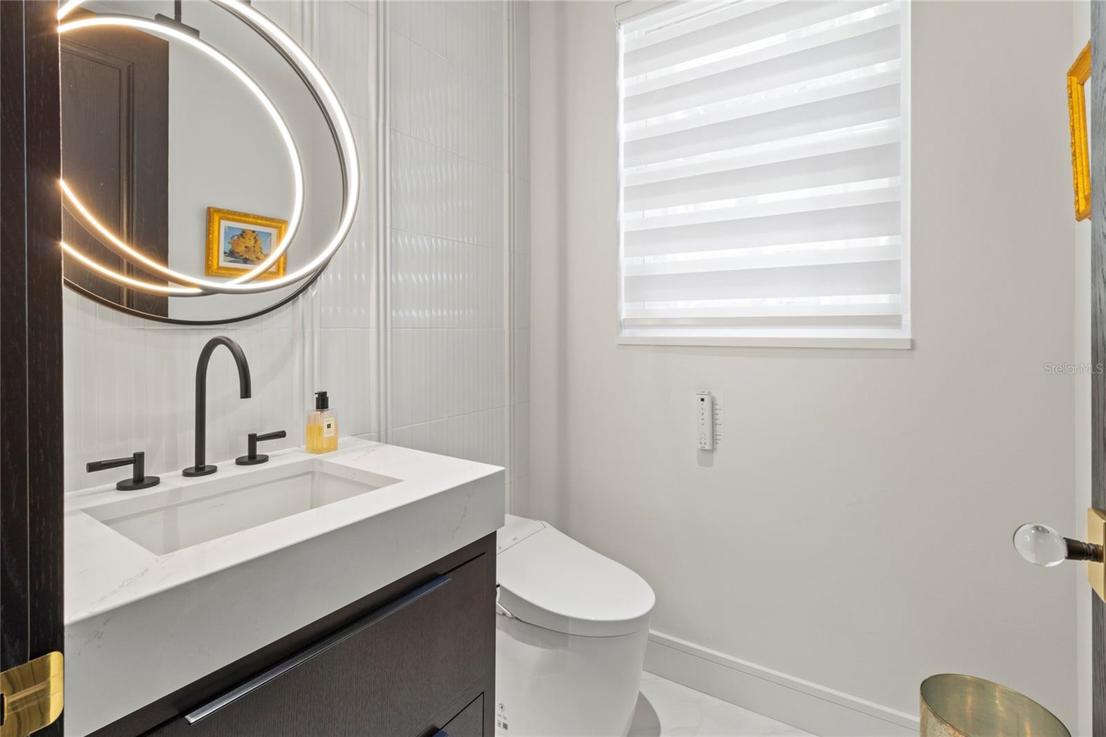 Image 16 of 42 For 6427 Moorings Point Circle 101