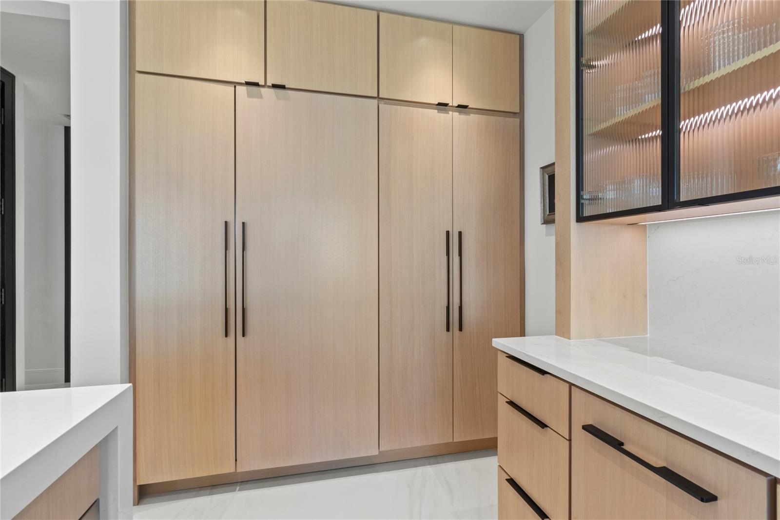 Image 9 of 42 For 6427 Moorings Point Circle 101