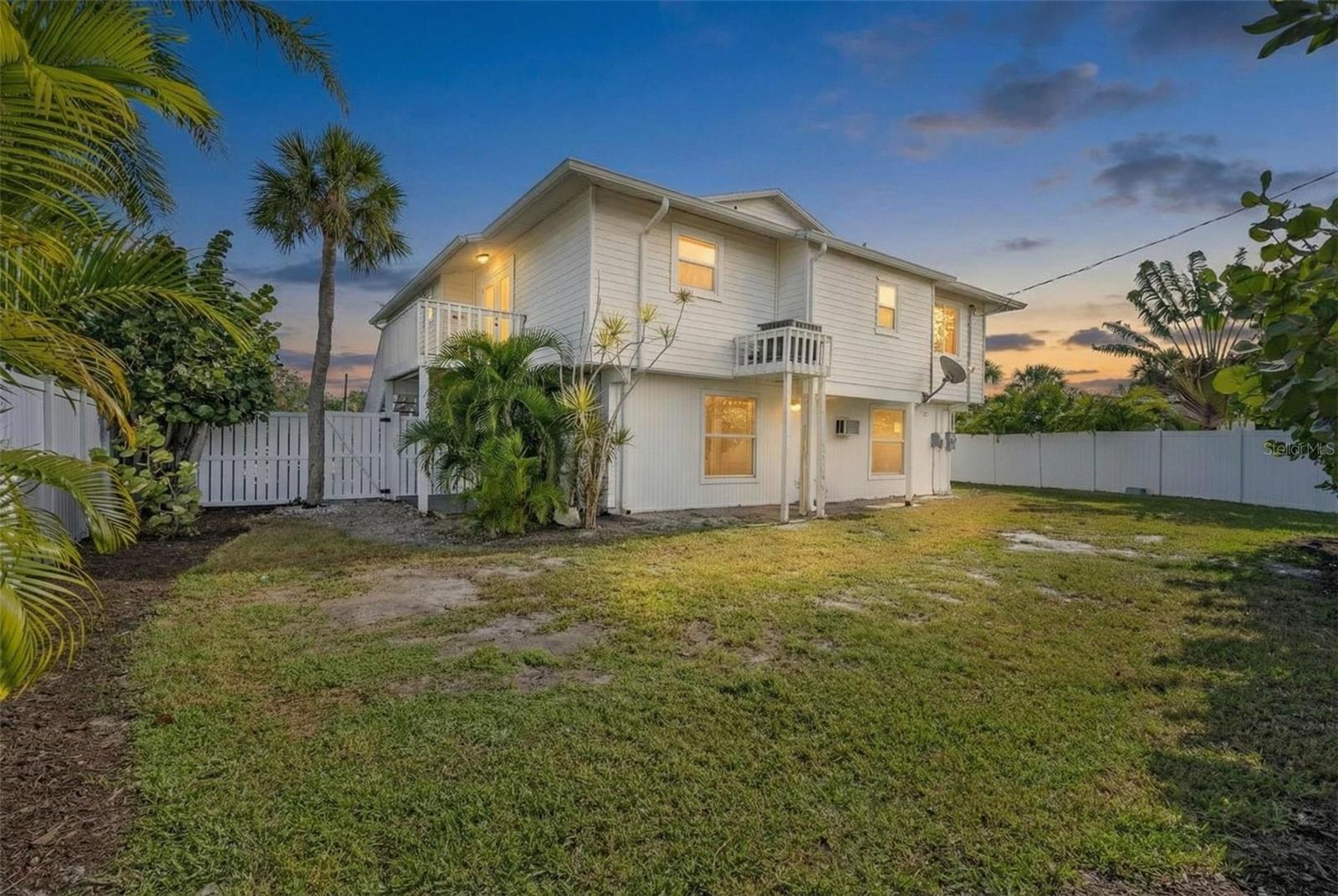 Image 28 of 43 For 8302 Marina Drive