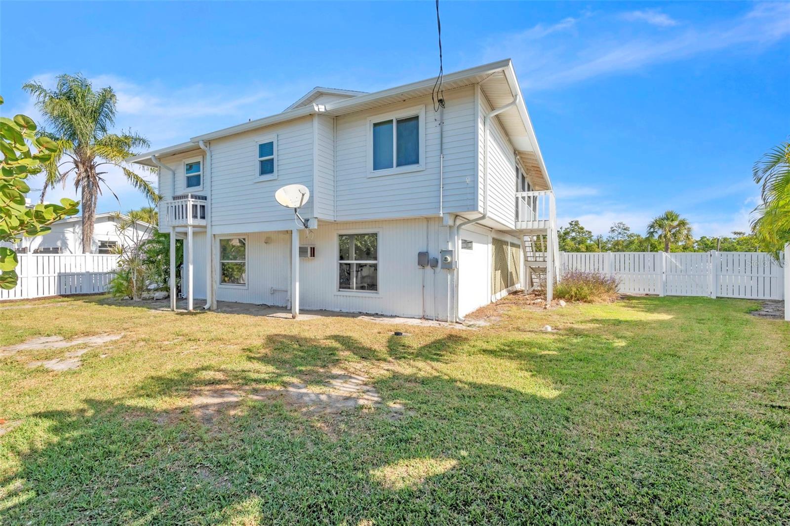 Image 29 of 43 For 8302 Marina Drive