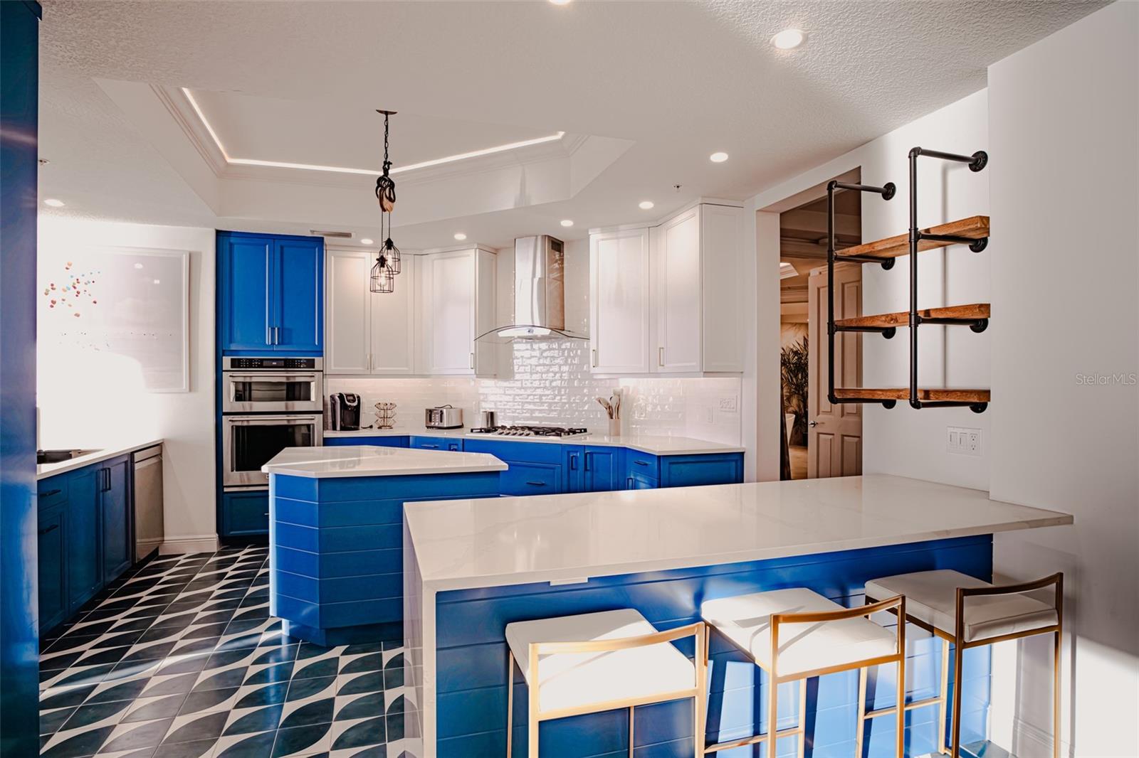 Image 20 of 60 For 1300 Benjamin Franklin Drive 1005