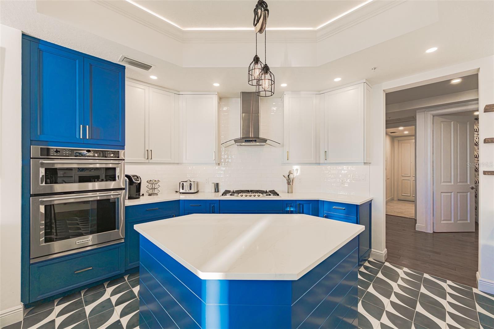 Image 25 of 60 For 1300 Benjamin Franklin Drive 1005