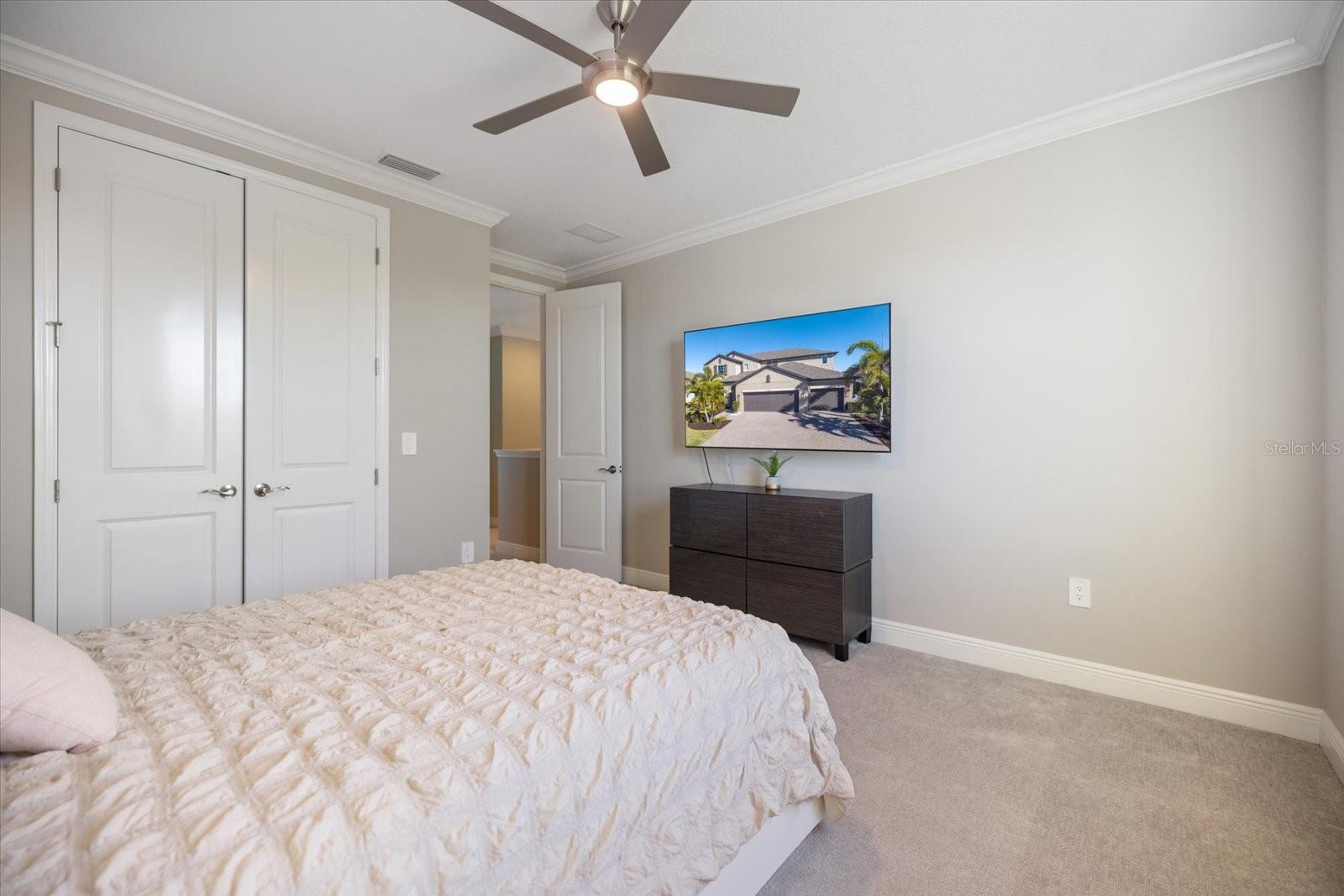 Image 33 of 63 For 5616 Soft Skies Drive