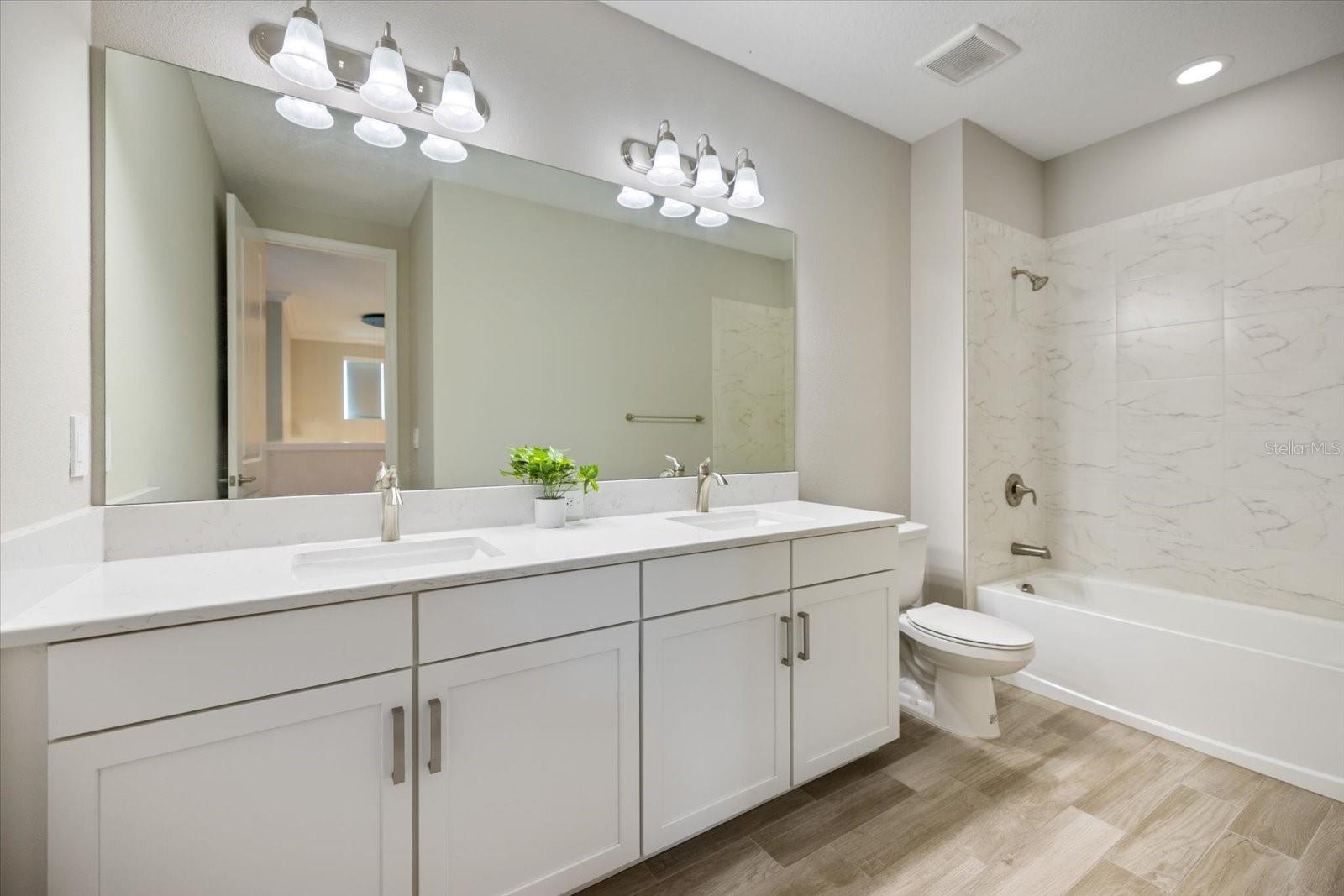 Image 35 of 63 For 5616 Soft Skies Drive