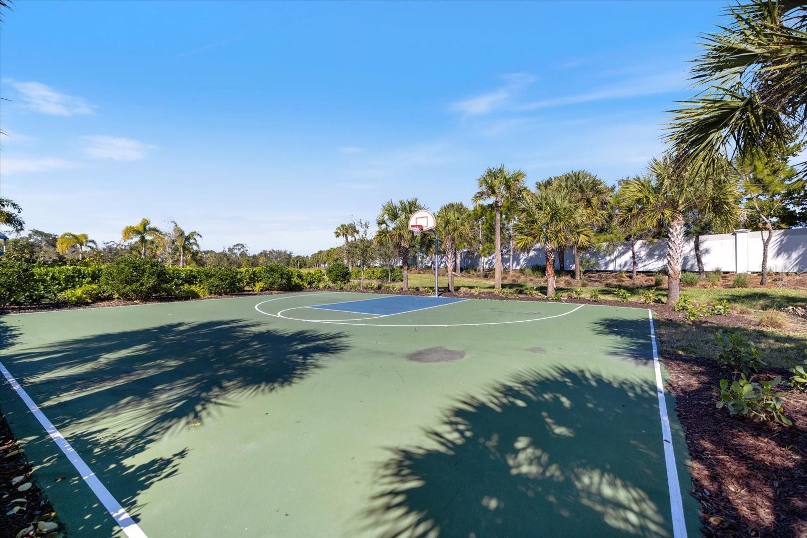 Image 59 of 63 For 5616 Soft Skies Drive