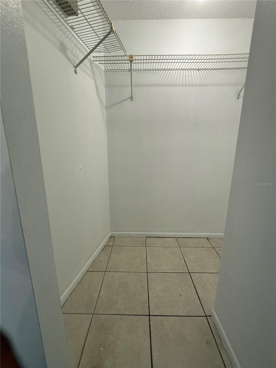 Image 10 of 13 For 4916 18th Street W B