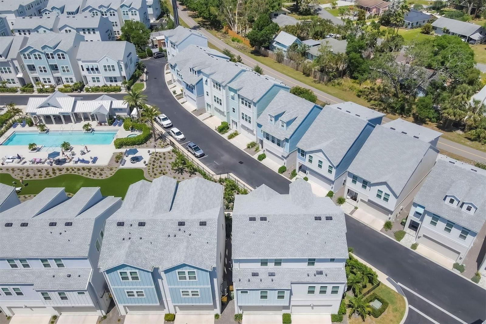 Image 37 of 59 For 2340 Lindstrom Street