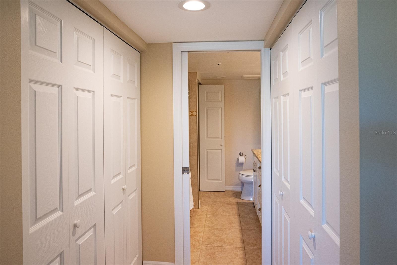 Image 16 of 41 For 433 Cerromar Lane 541