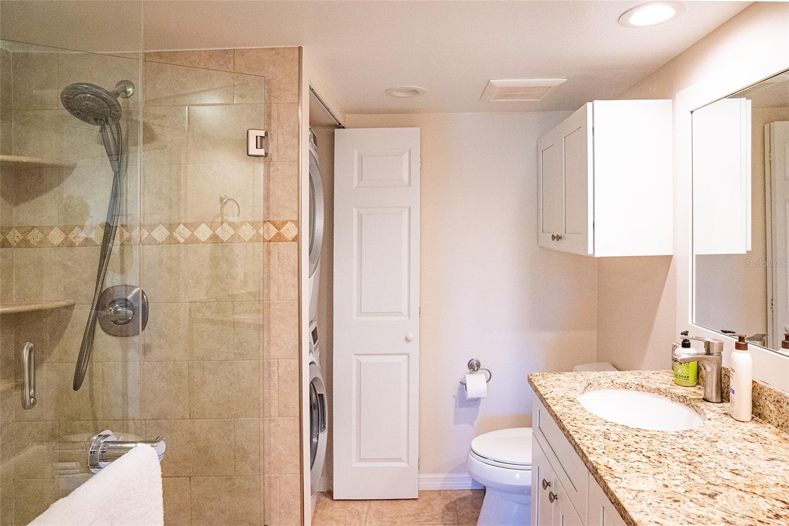 Image 17 of 41 For 433 Cerromar Lane 541