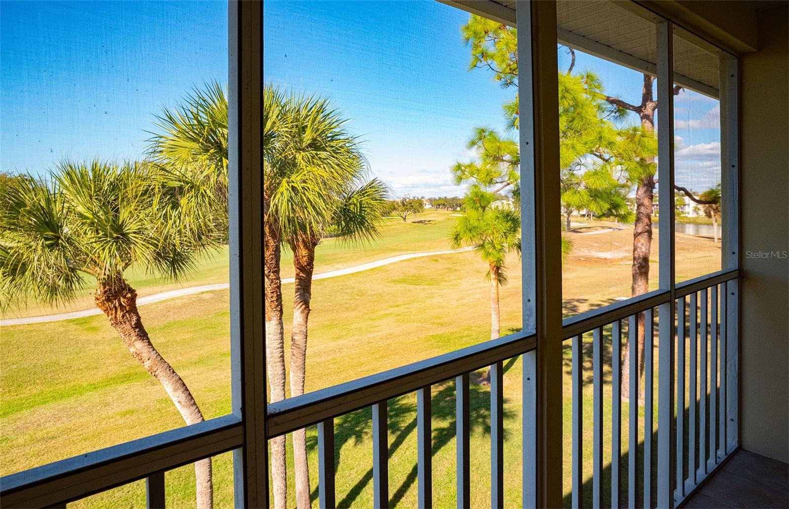 Image 28 of 41 For 433 Cerromar Lane 541