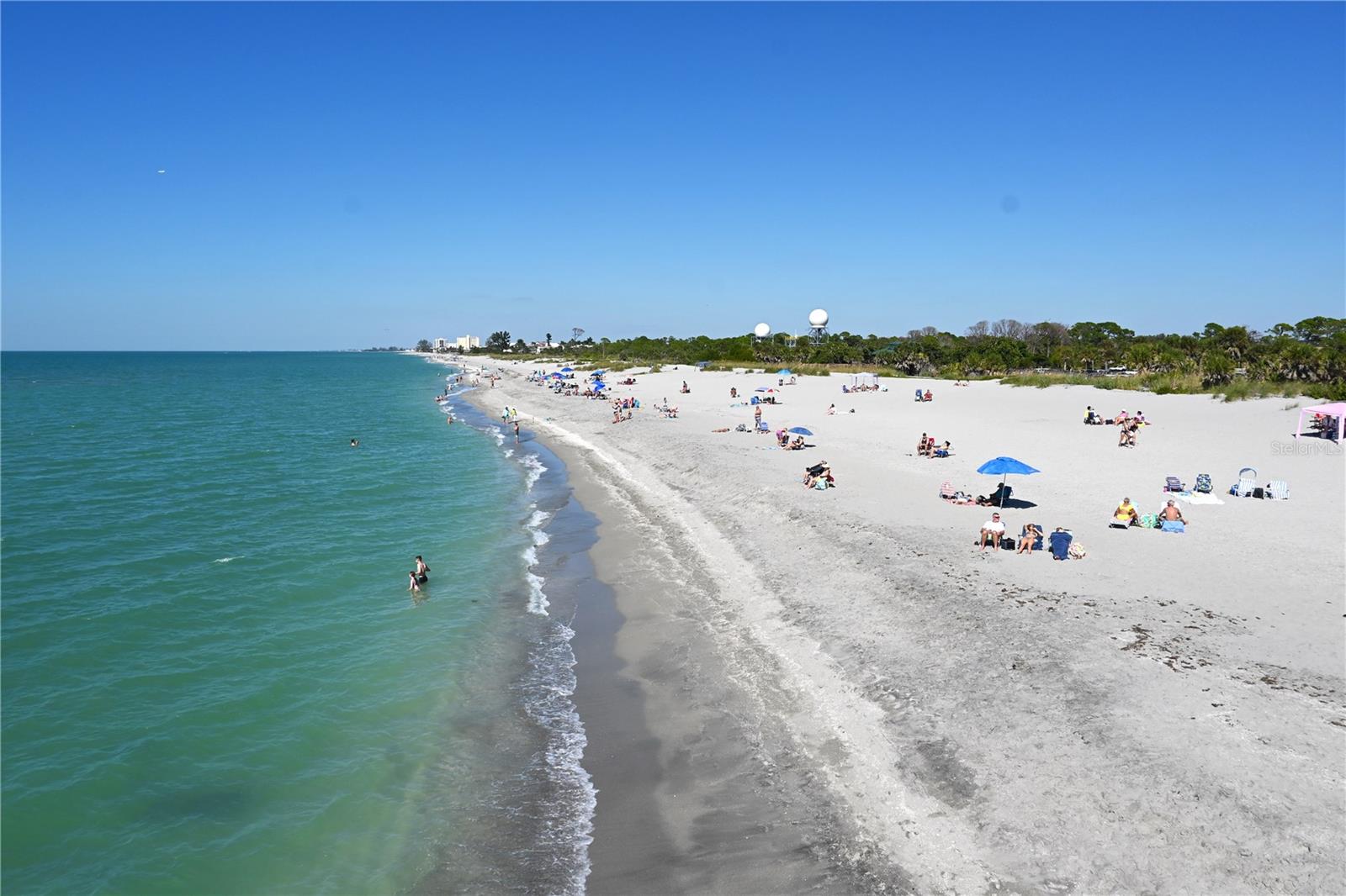 Image 37 of 41 For 433 Cerromar Lane 541