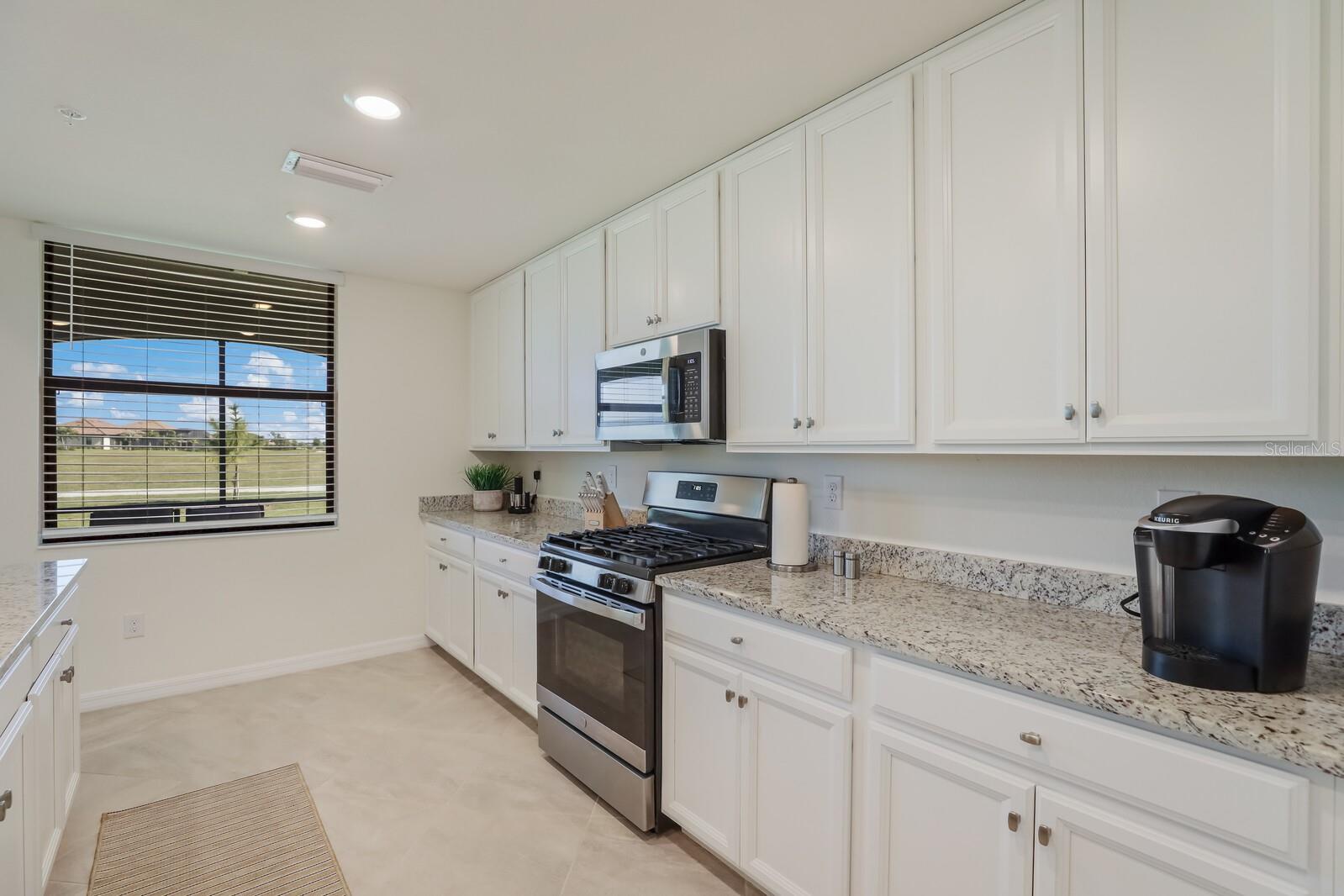 Image 10 of 58 For 18017 Gawthrop Drive 104