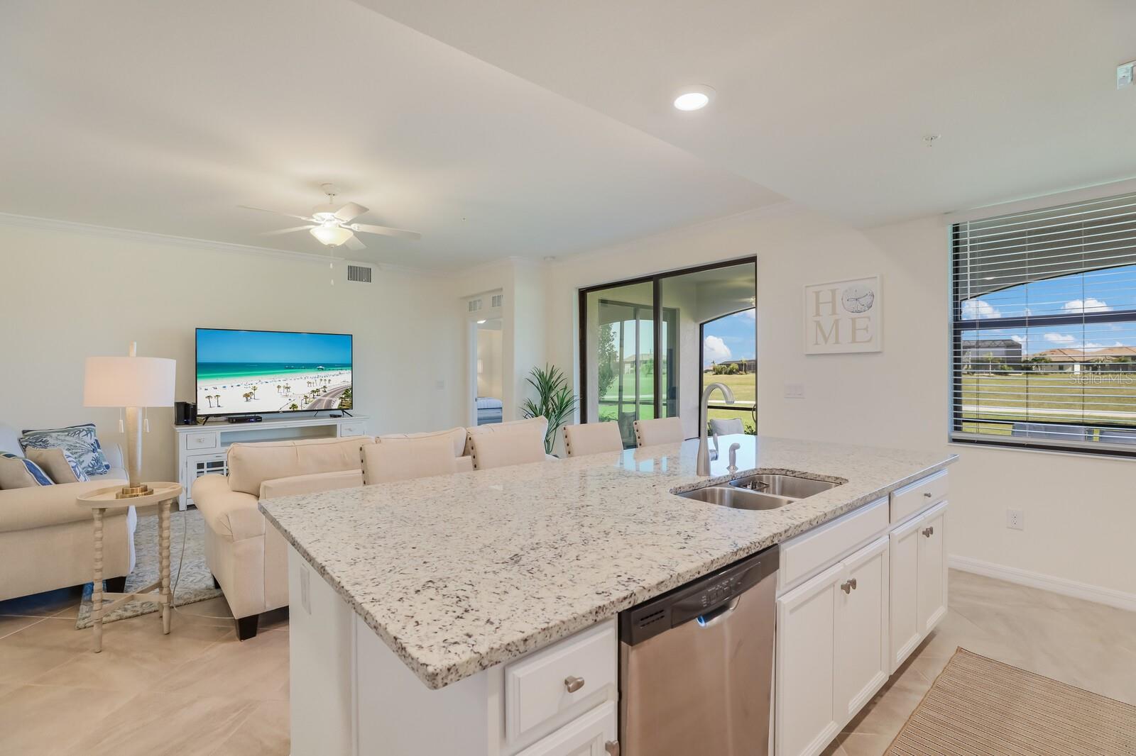 Image 11 of 58 For 18017 Gawthrop Drive 104