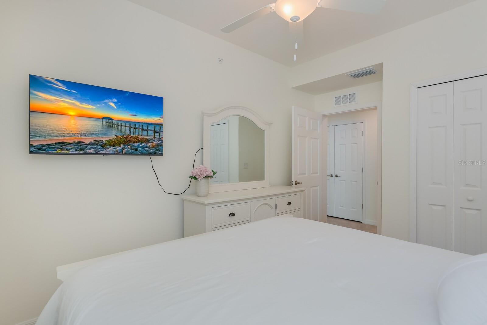 Image 14 of 58 For 18017 Gawthrop Drive 104