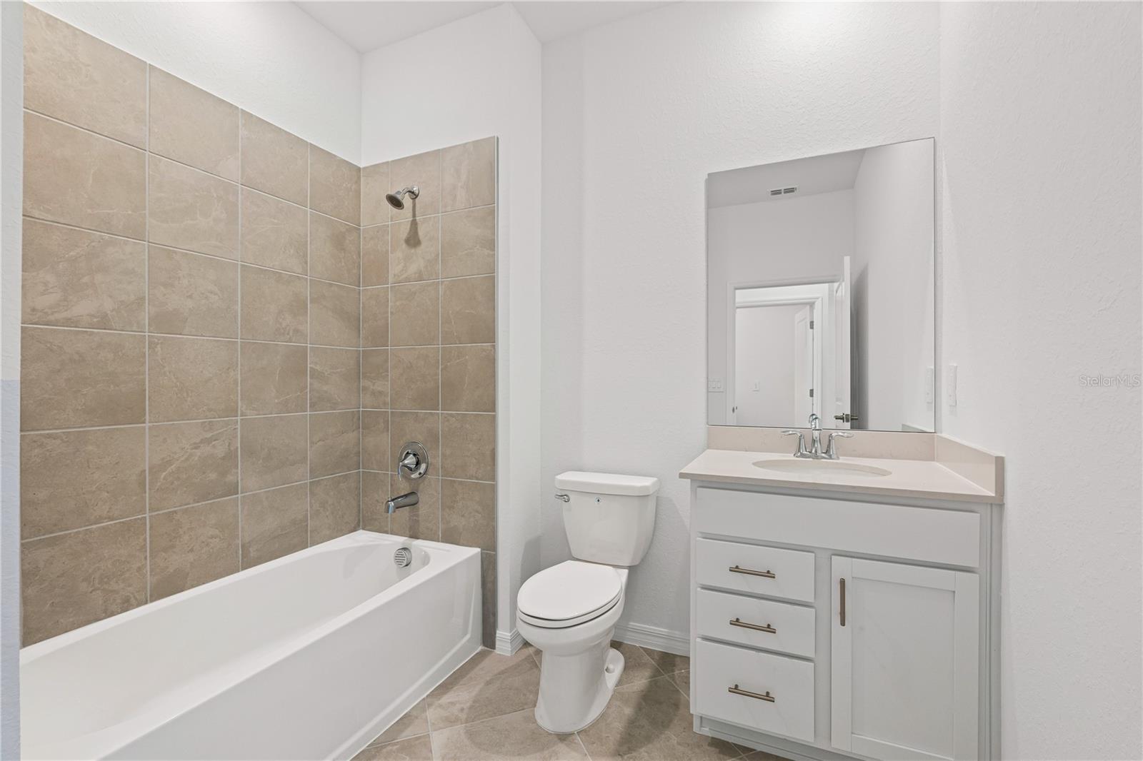 Image 22 of 32 For 5608 Summit Pointe Circle 103