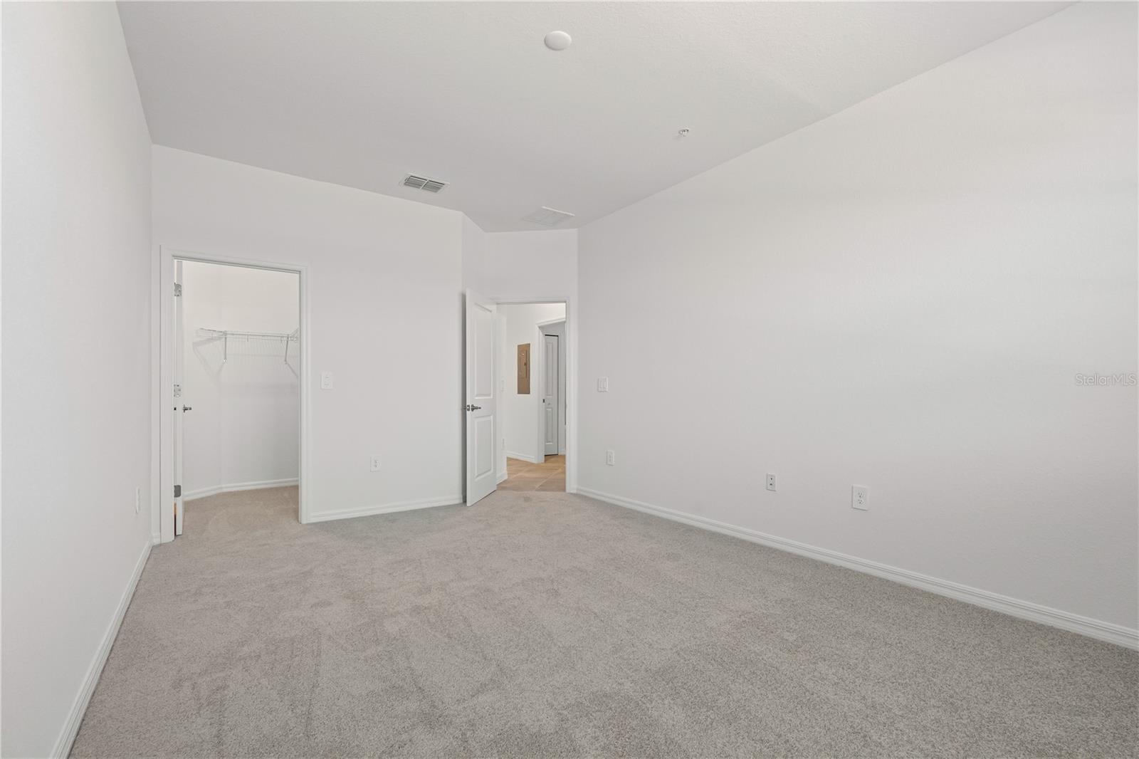 Image 25 of 32 For 5608 Summit Pointe Circle 103