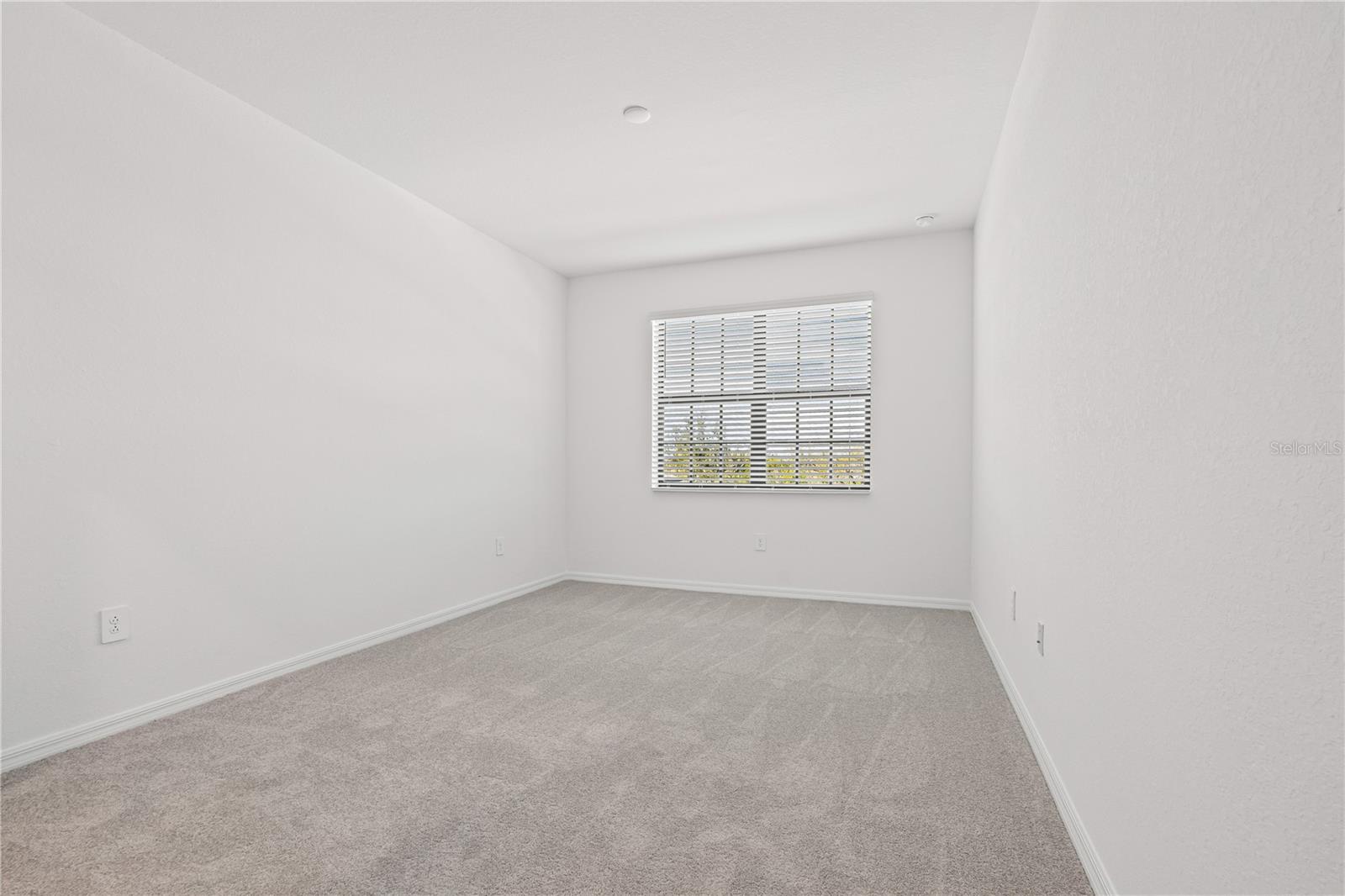 Image 26 of 32 For 5608 Summit Pointe Circle 103