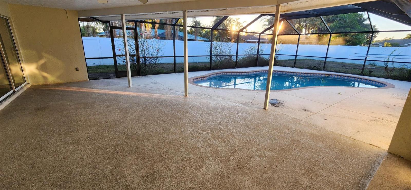 Image 21 of 26 For 5124 Palm Aire Drive