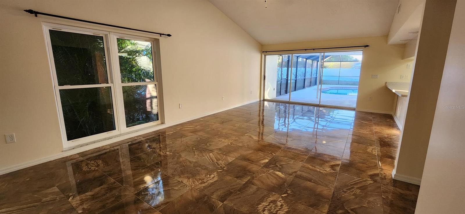 Image 6 of 26 For 5124 Palm Aire Drive