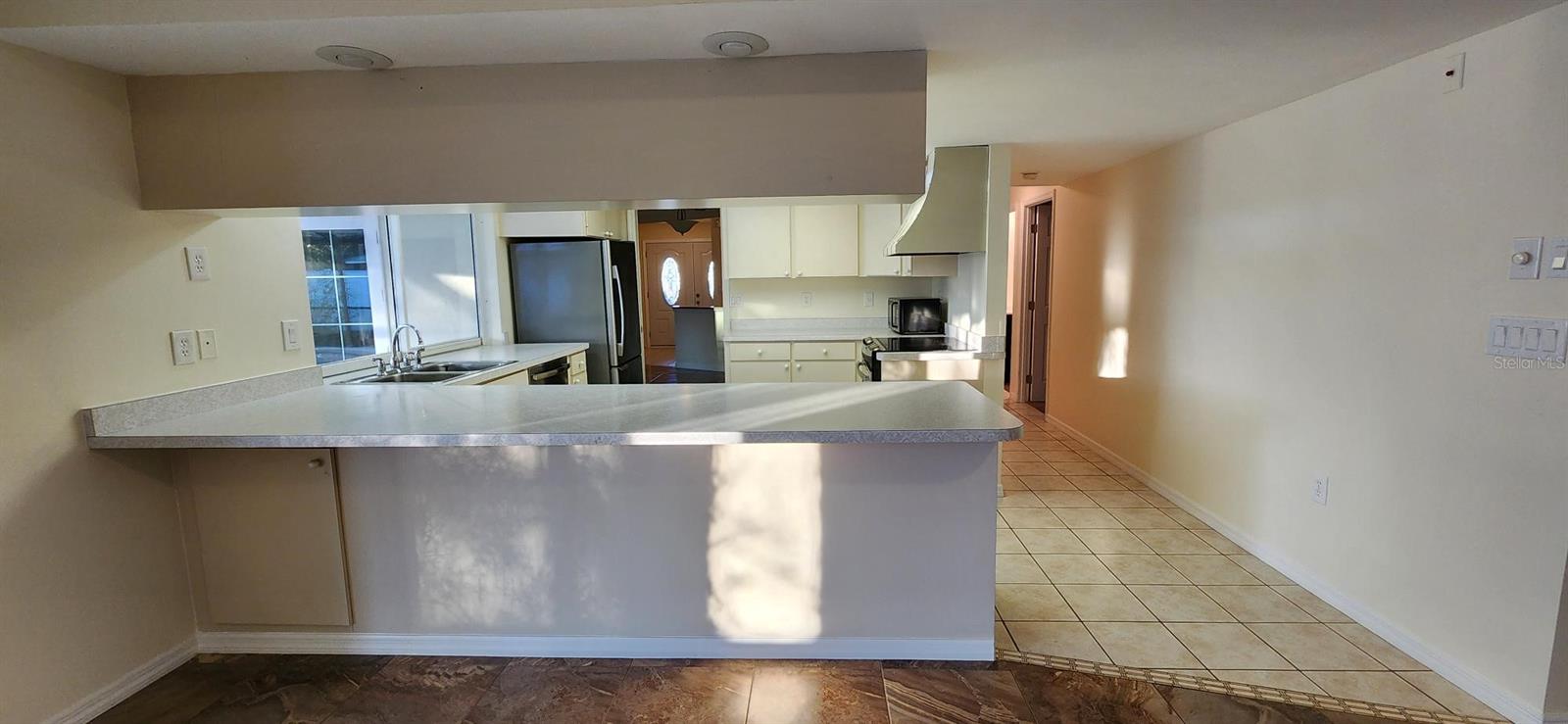 Image 7 of 26 For 5124 Palm Aire Drive