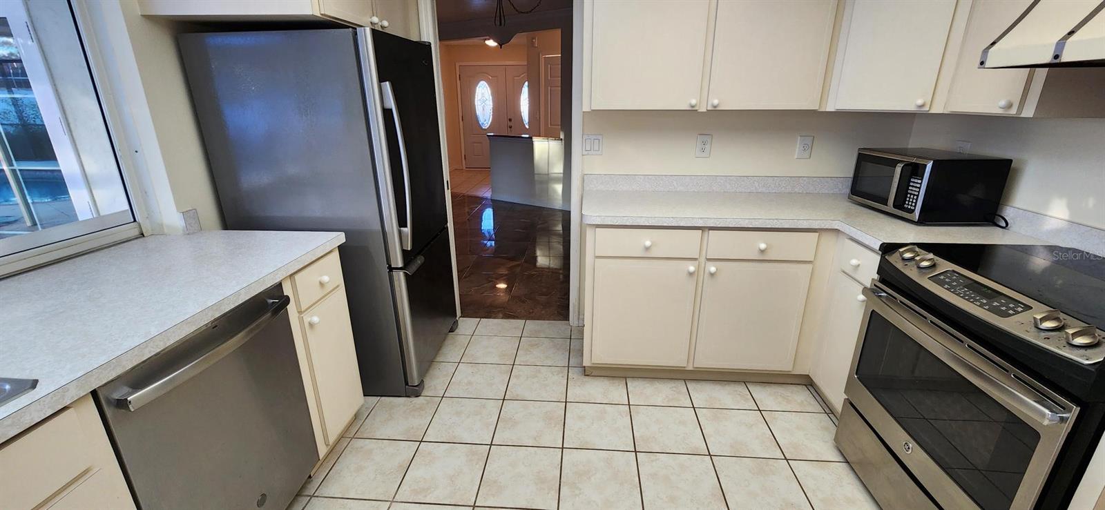 Image 8 of 26 For 5124 Palm Aire Drive